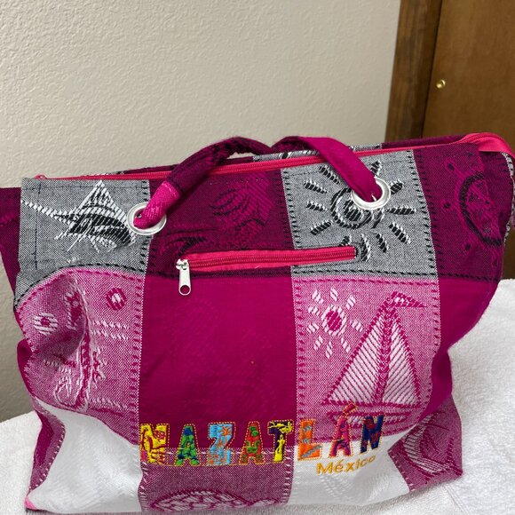 Mazatlan Beach and Travel Bag Used One Time! - Picture 2 of 7